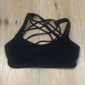 LULULEMON FREE TO BE SPORTS BRA